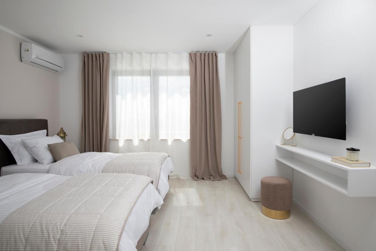 PUY Villa Artis מראה חיצוני תמונה