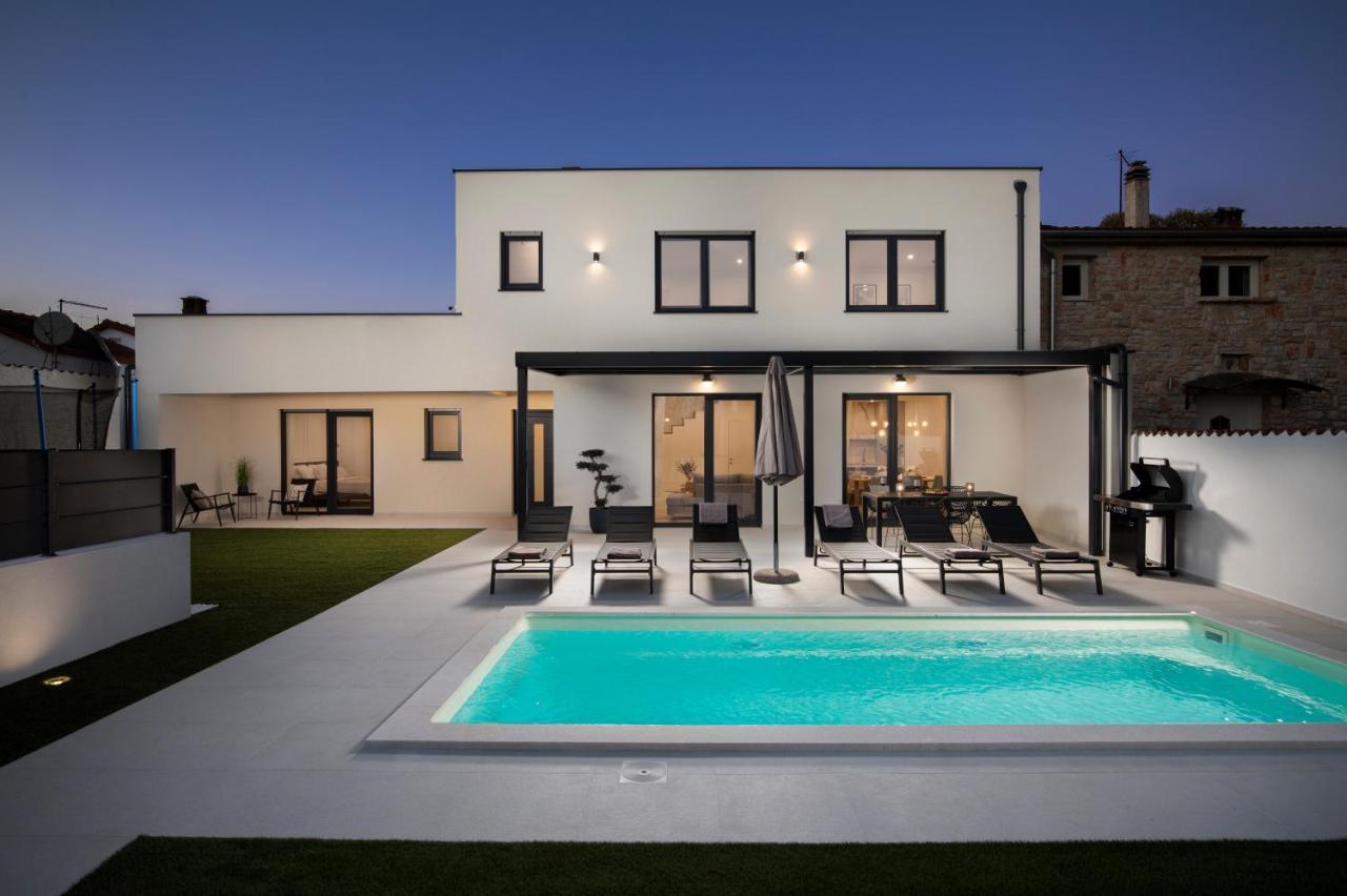 PUY Villa Artis מראה חיצוני תמונה